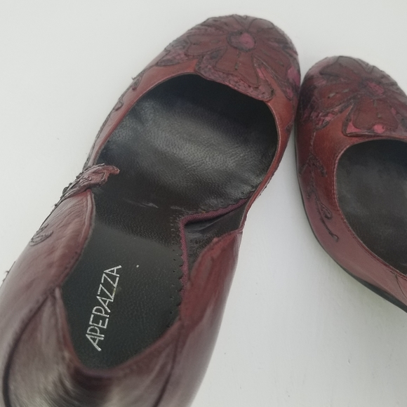 Apepazza Sz8.5 Red Leather Applique Floral Heels - Picture 9 of 14